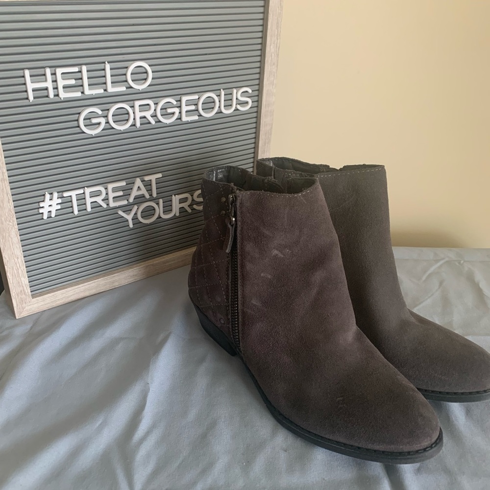 White Mountain Grey Ankle Bootie Size 8
